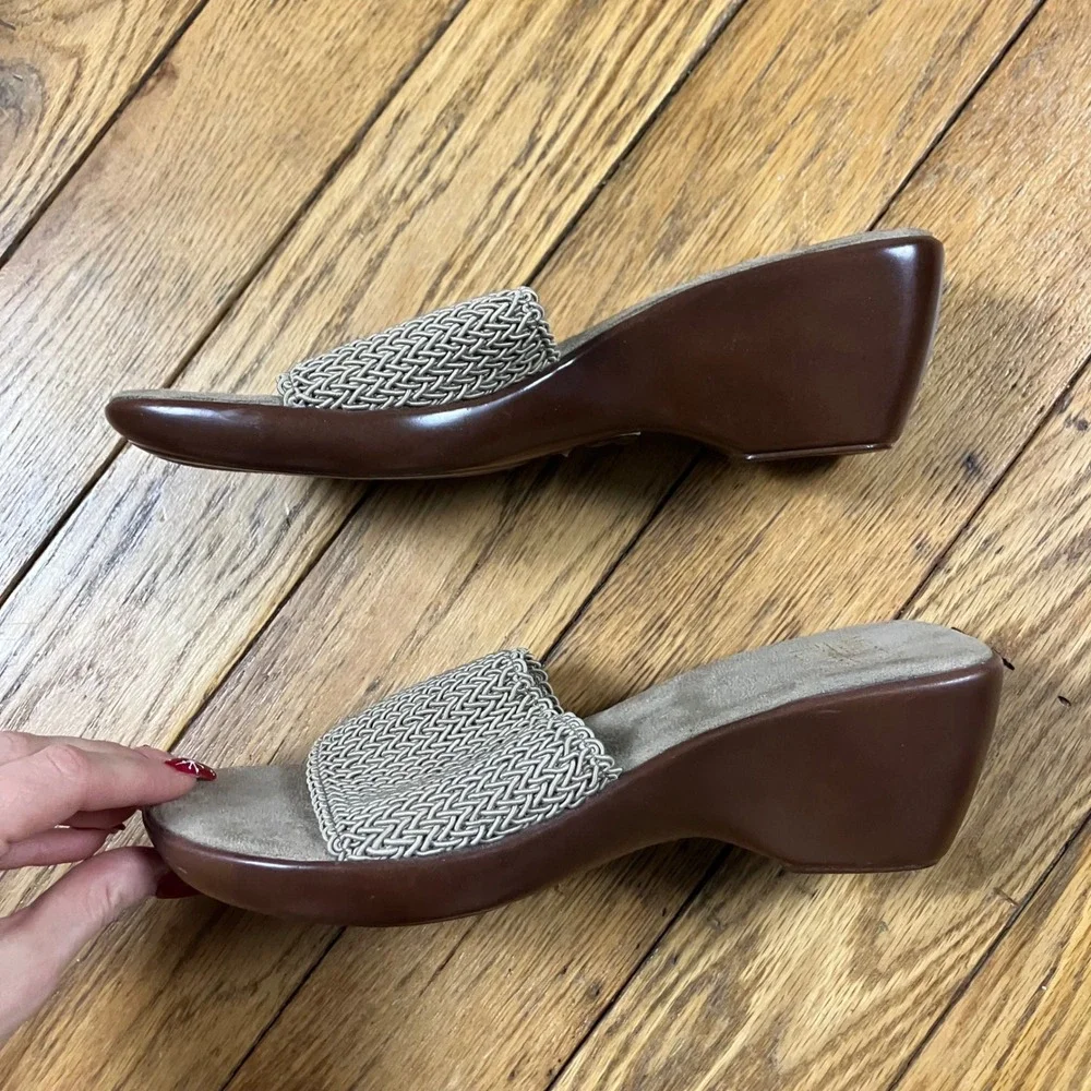 Y2K MOOTSIES TOOTSIES Wedge Sandals Women's 7 1/2 M Tan‎ Woven Strap Comfort